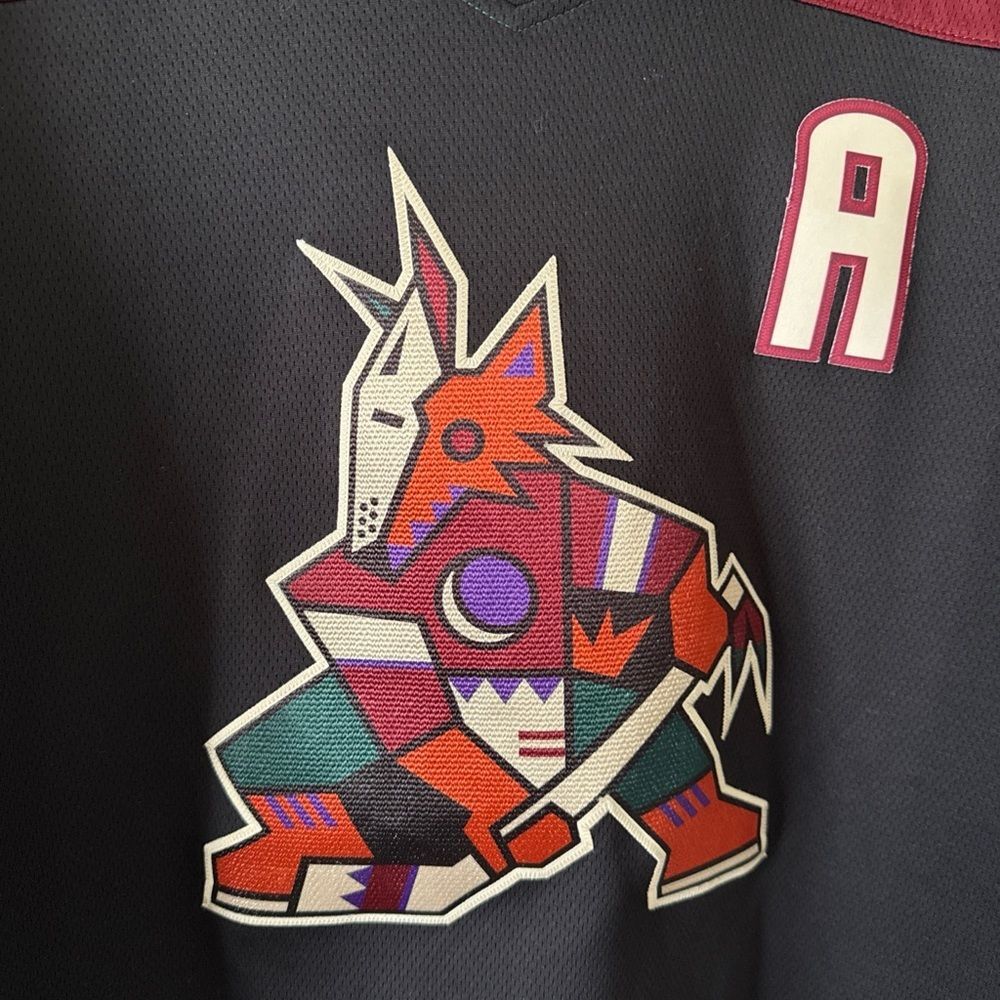 Men’s Fanatics Derek Stepan #21 Arizona Coyotes Retro Kachina Jersey Sz L - RARE - Picture 2 of 7